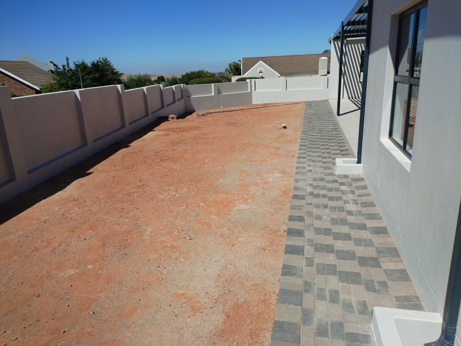 4 Bedroom Property for Sale in Tafelzicht Western Cape